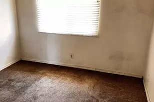 2175 De Ovan Ave, Stockton, CA 95204 - Photo 9