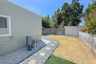 Hobbs Ln, Sacramento, CA 95842 - Photo 29
