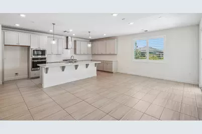 10938 Mataket Court, Stockton, CA 95219 - Photo 7