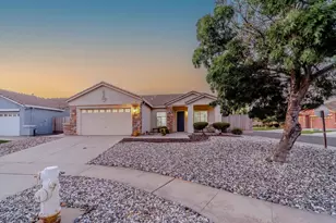 10175 Omeara Dr, Sacramento, CA 95829 - Photo 3
