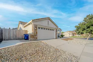 10175 Omeara Dr, Sacramento, CA 95829 - Photo 5
