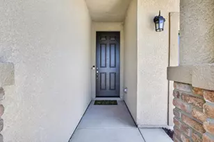 10018 Mont Blanc Ln, Stockton, CA 95219 - Photo 5