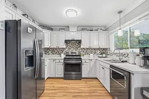 6634 Badger Ct, Sacramento, CA 95842 - Photo 7