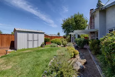 5923 Shadow Oak Drive, Citrus Heights, CA 95621 - Photo 29
