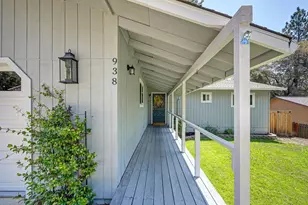 938 Mikkelsen Dr, Auburn, CA 95603 - Photo 5