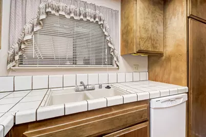 7711 Juan Way #5B, Fair Oaks, CA 95628 - Photo 13