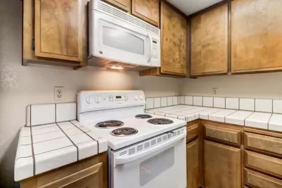 7711 Juan Way #5B, Fair Oaks, CA 95628 - Photo 11