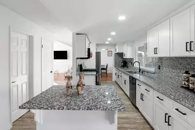 1412 Oakridge Court, Modesto, CA 95351 - Photo 11