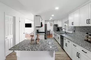 1412 Oakridge Ct, Modesto, CA 95351 - Photo 11