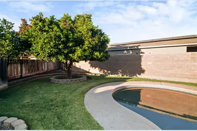 1412 Oakridge Court, Modesto, CA 95351 - Photo 31
