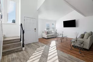 1412 Oakridge Ct, Modesto, CA 95351 - Photo 7