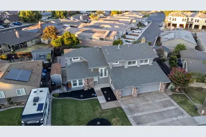 1412 Oakridge Court, Modesto, CA 95351 - Photo 35