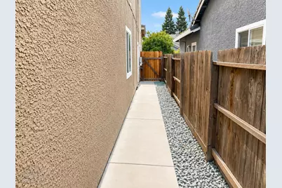 1687 Dunsmuir Way, Plumas Lake, CA 95961 - Photo 27