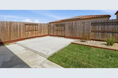 8256 Seahorse Way, Elk Grove, CA 95757 - Photo 27