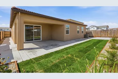 8256 Seahorse Way, Elk Grove, CA 95757 - Photo 25