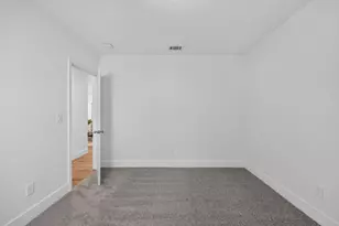 1240 54th St, Sacramento, CA 95819 - Photo 27