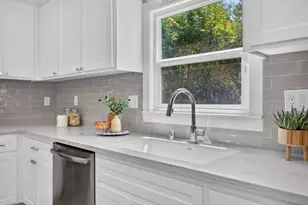 1240 54th St, Sacramento, CA 95819 - Photo 15