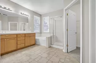 4952 Westlake Pkwy, Sacramento, CA 95835 - Photo 19