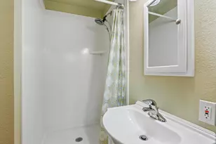 6241 Gena Ct, Carmichael, CA 95608 - Photo 25
