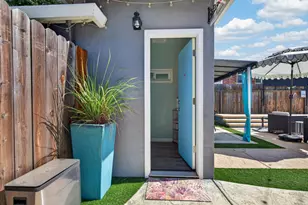 864 W Monterey Ave, Stockton, CA 95204 - Photo 43