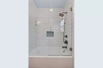 864 W Monterey Avenue, Stockton, CA 95204 - Photo 33