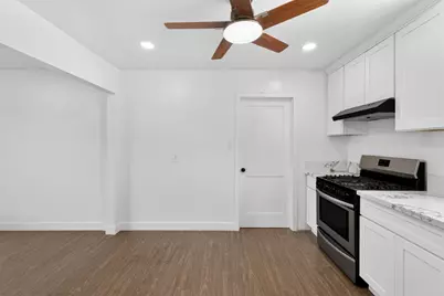 631 Las Palmas Avenue, Sacramento, CA 95815 - Photo 17