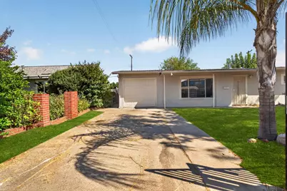631 Las Palmas Avenue, Sacramento, CA 95815 - Photo 5