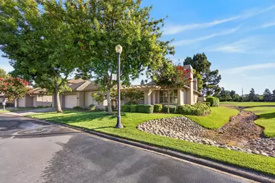 9596 Golf Course Lane, Elk Grove, CA 95758 - Photo 17