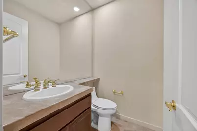 9596 Golf Course Lane, Elk Grove, CA 95758 - Photo 37