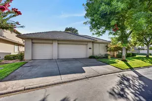 9596 Golf Course Ln, Elk Grove, CA 95758 - Photo 15