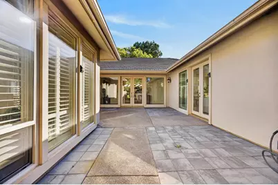 9596 Golf Course Lane, Elk Grove, CA 95758 - Photo 19