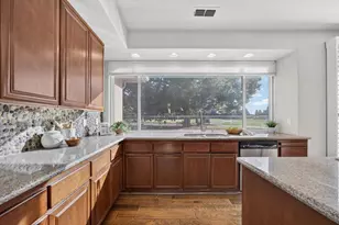 9596 Golf Course Ln, Elk Grove, CA 95758 - Photo 49