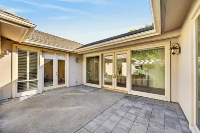 9596 Golf Course Lane, Elk Grove, CA 95758 - Photo 21