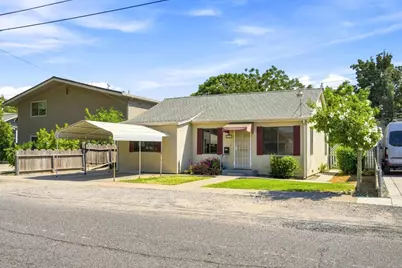 1325 Roosevelt Avenue, Escalon, CA 95320 - Photo 3