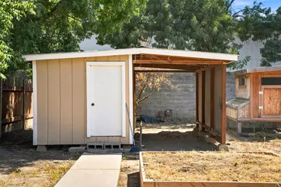 1325 Roosevelt Avenue, Escalon, CA 95320 - Photo 25