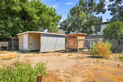 1325 Roosevelt Avenue, Escalon, CA 95320 - Photo 29