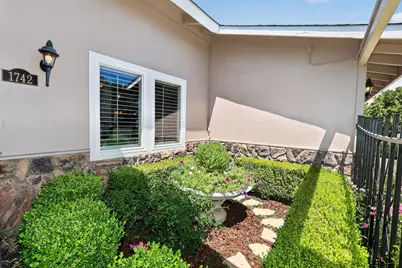 1742 Woodside Drive, Woodland, CA 95695 - Photo 7