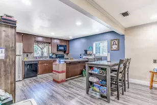 1549 W Orangeburg Ave, Modesto, CA 95350 - Photo 9