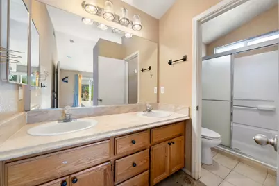 1021 Bay Shore Drive, Galt, CA 95632 - Photo 23