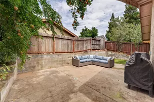 4529 Galbrath Dr, Sacramento, CA 95842 - Photo 25