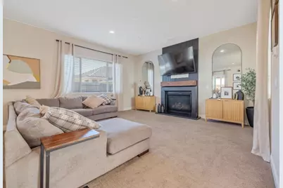 3036 Keats Avenue, Clovis, CA 93619 - Photo 17