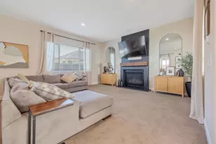 3036 Keats Ave, Clovis, CA 93619 - Photo 17