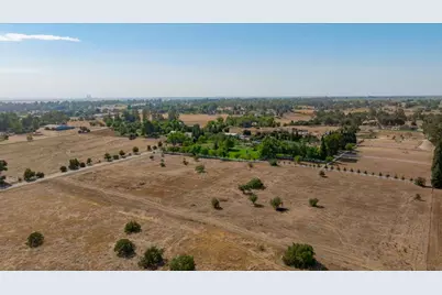 9833 La Clair, Wilton, CA 95693 - Photo 7