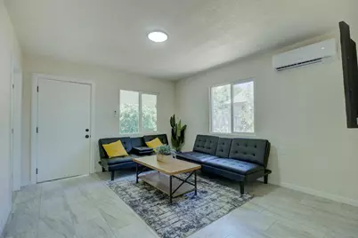 2328 Boxwood Street, Sacramento, CA 95815 - Photo 7