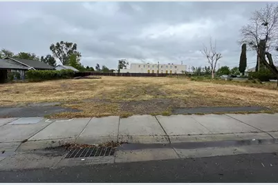 4827 Olivehurst Avenue, Olivehurst, CA 95961 - Photo 15