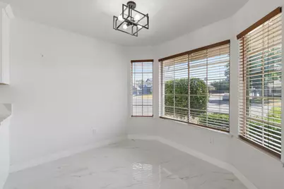 8300 Elkpoint Court, Sacramento, CA 95828 - Photo 25