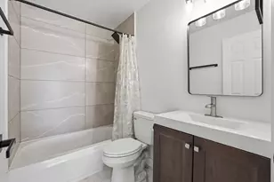 8300 Elkpoint Ct, Sacramento, CA 95828 - Photo 17