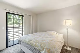 4905 Country View Ln, Fair Oaks, CA 95628 - Photo 13