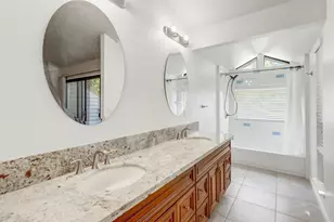 4905 Country View Ln, Fair Oaks, CA 95628 - Photo 11