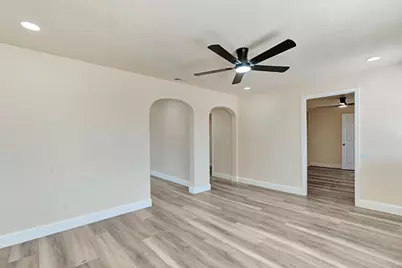 15760 Raymond Road, Madera, CA 93638 - Photo 9